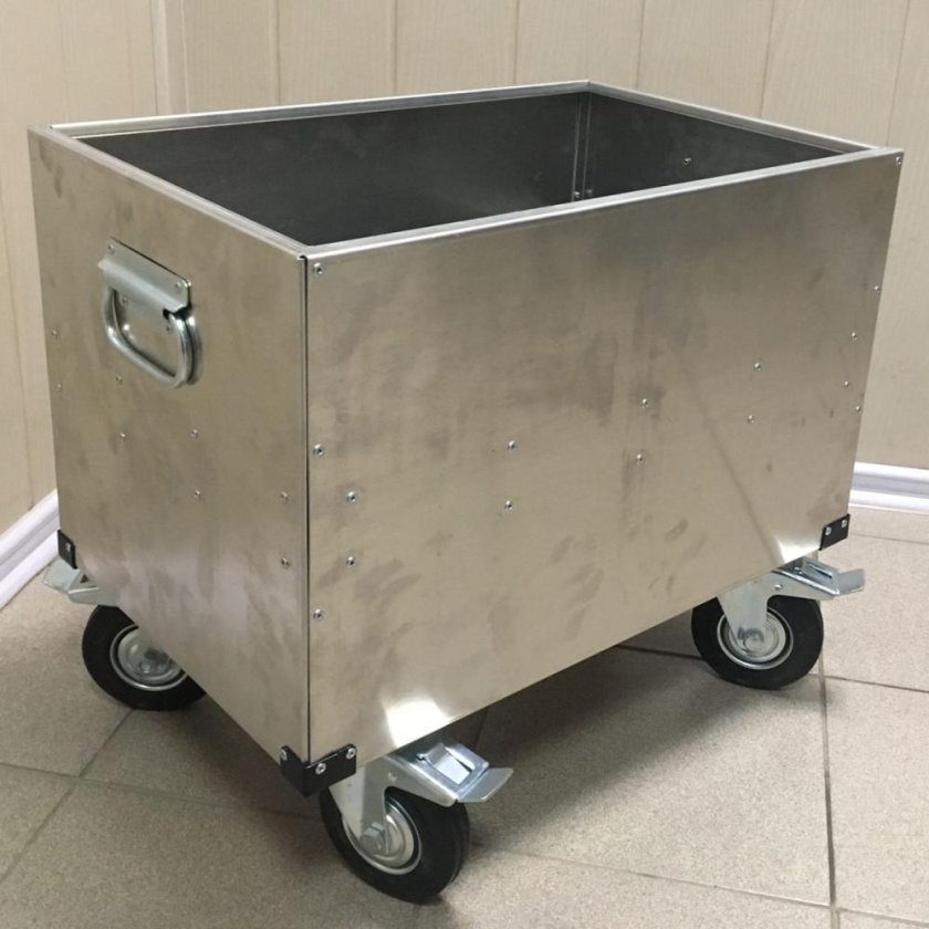 Бак из нержавейки 300л на колесах