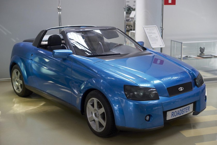 Lada родстер 2000