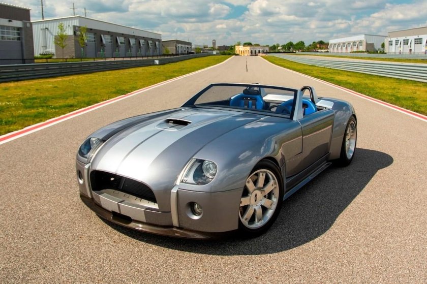 Ford Shelby Cobra 2004