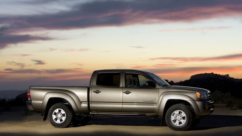 Toyota tacoma 2