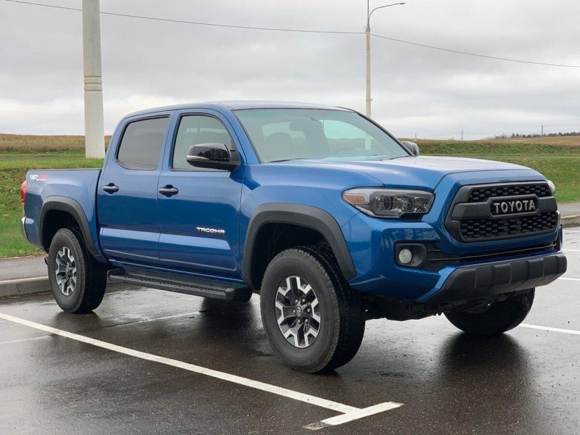 Toyota Tacoma long