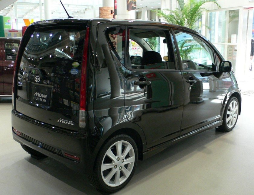 Daihatsu move Custom 2012