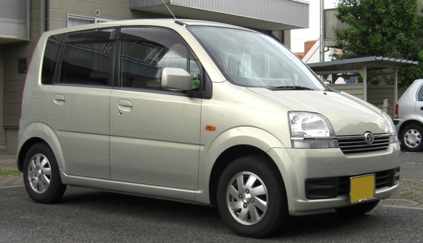Daihatsu move 2004