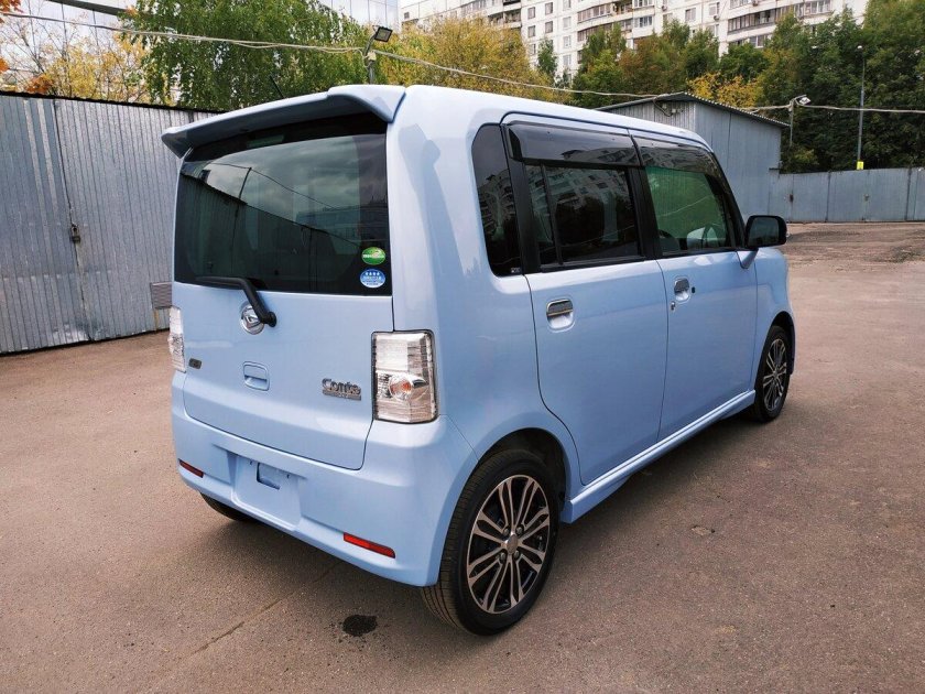 Daihatsu move 2015