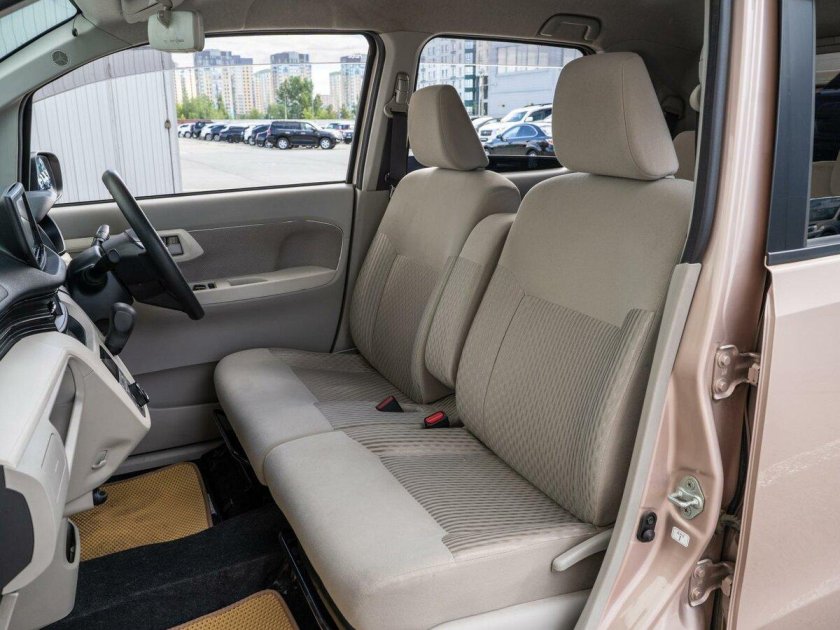 Daihatsu move 2016 салон