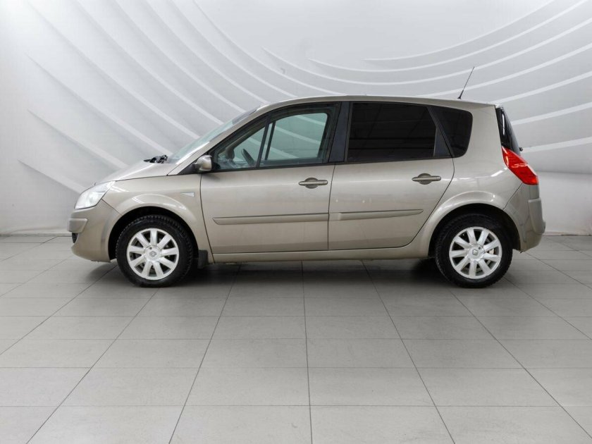 Рено сценик 2008