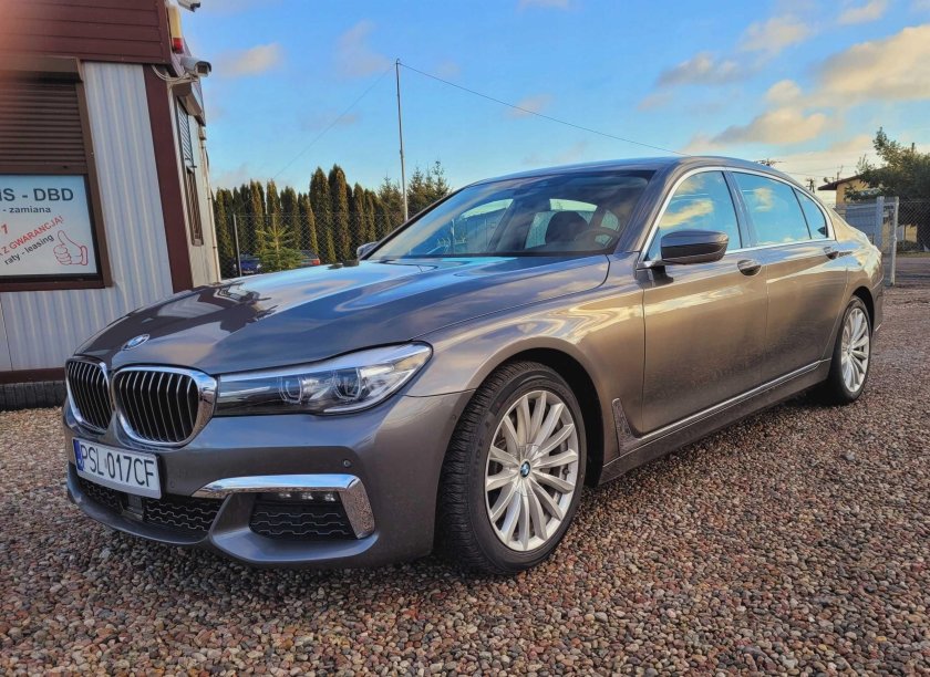 Bmw 7 серия vi