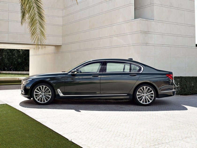 Бмв 750 li xdrive