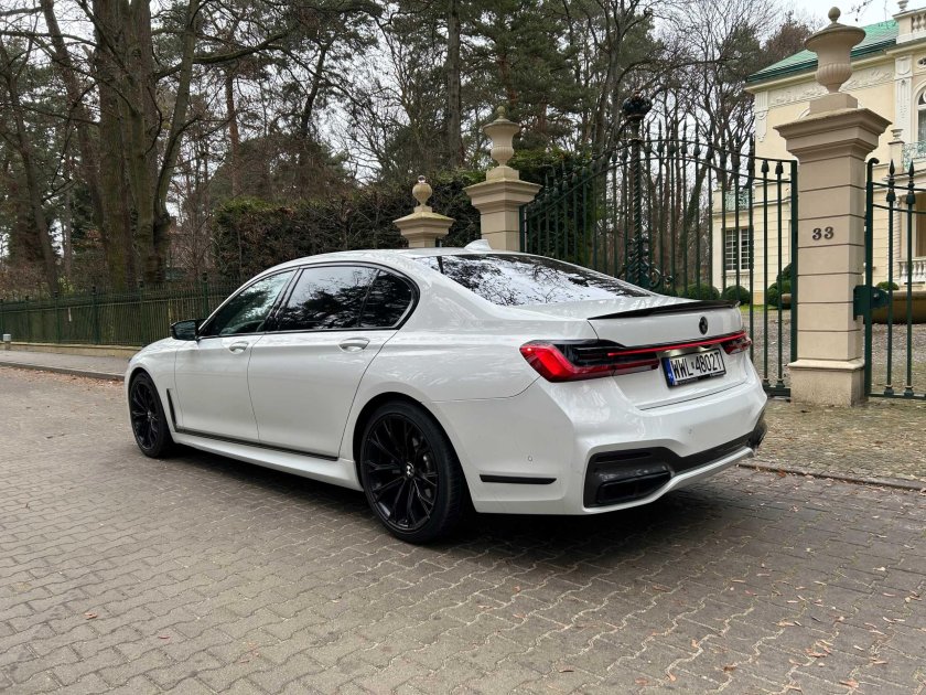 Bmw 7 series g 12
