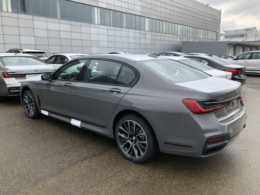 BMW g12 Рестайлинг