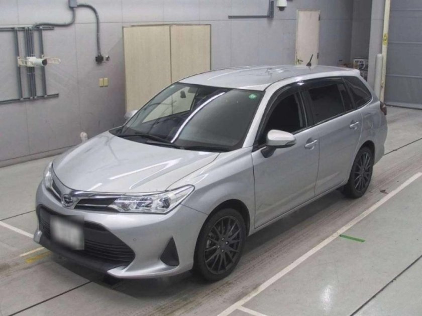 Toyota corolla fielder 2015