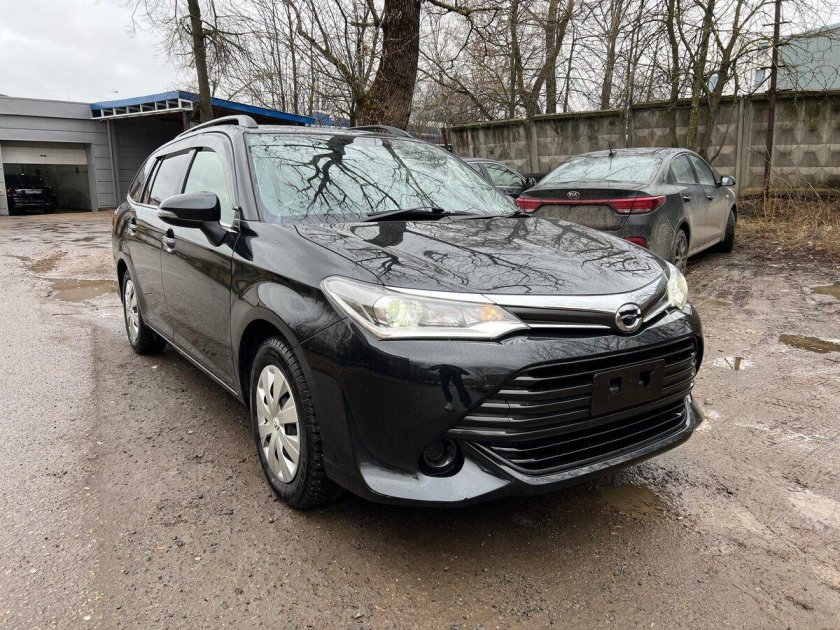 Toyota corolla fielder 1.5 cvt 2018