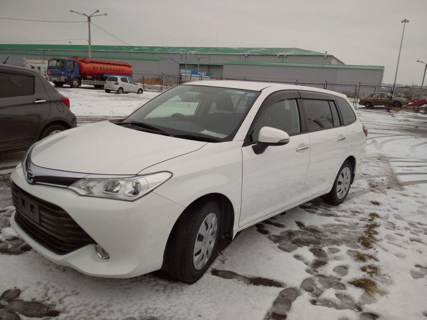 Тойота Филдер 2017