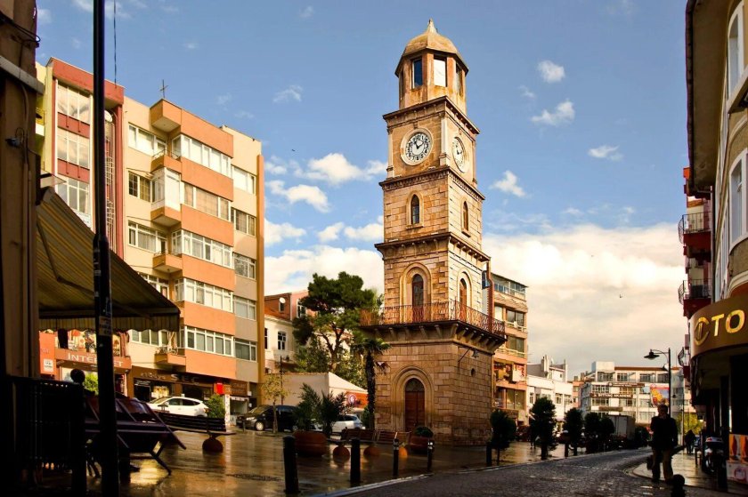 Саат Кулеси