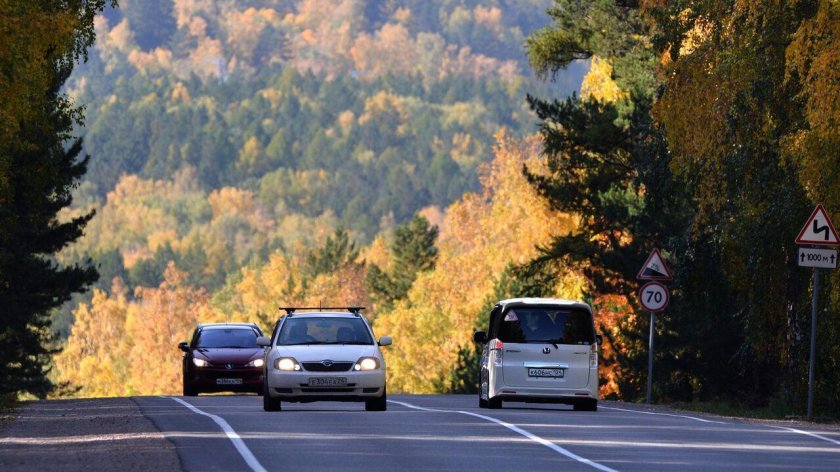 Трасса с машинами