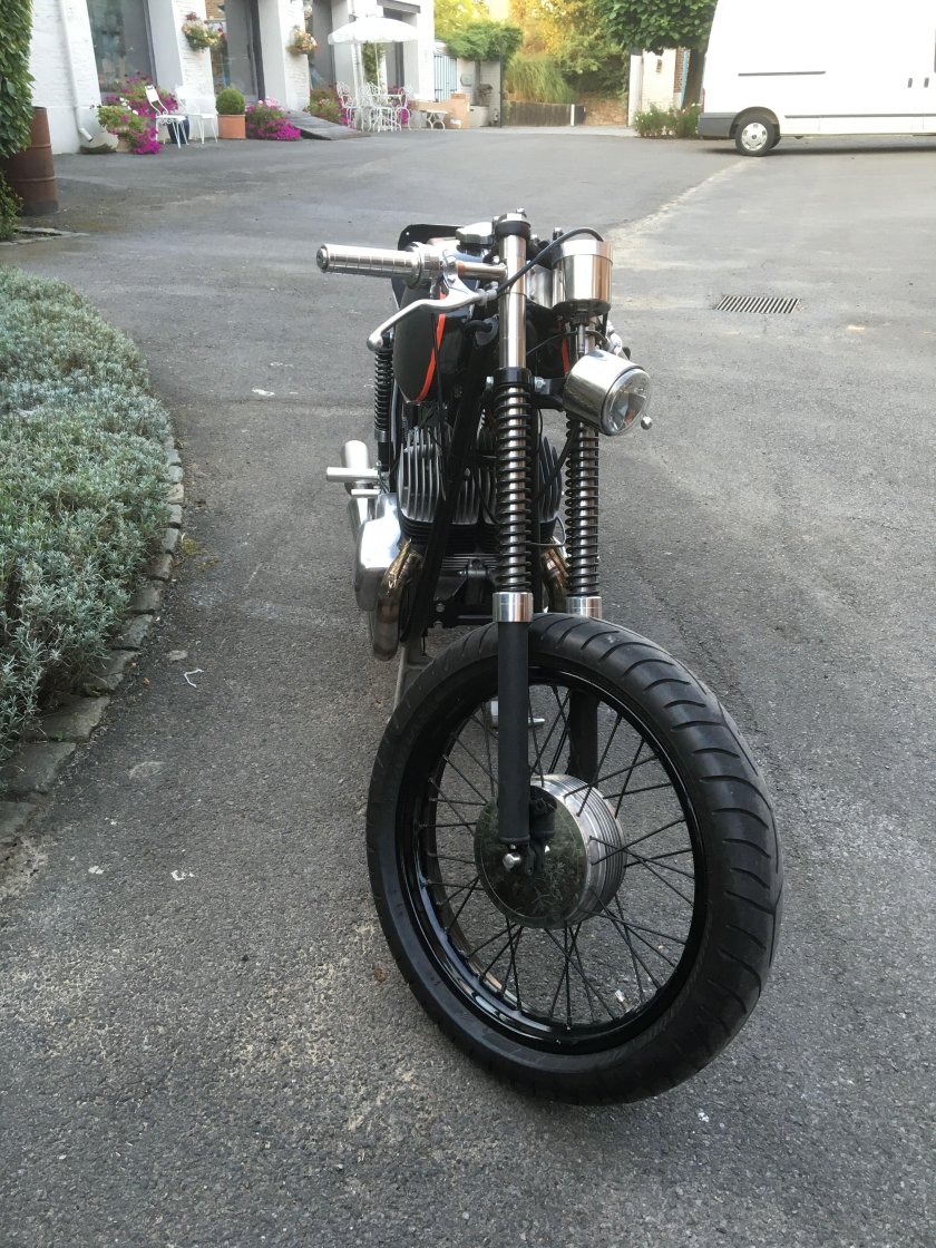 Мотоцикл cafe racer