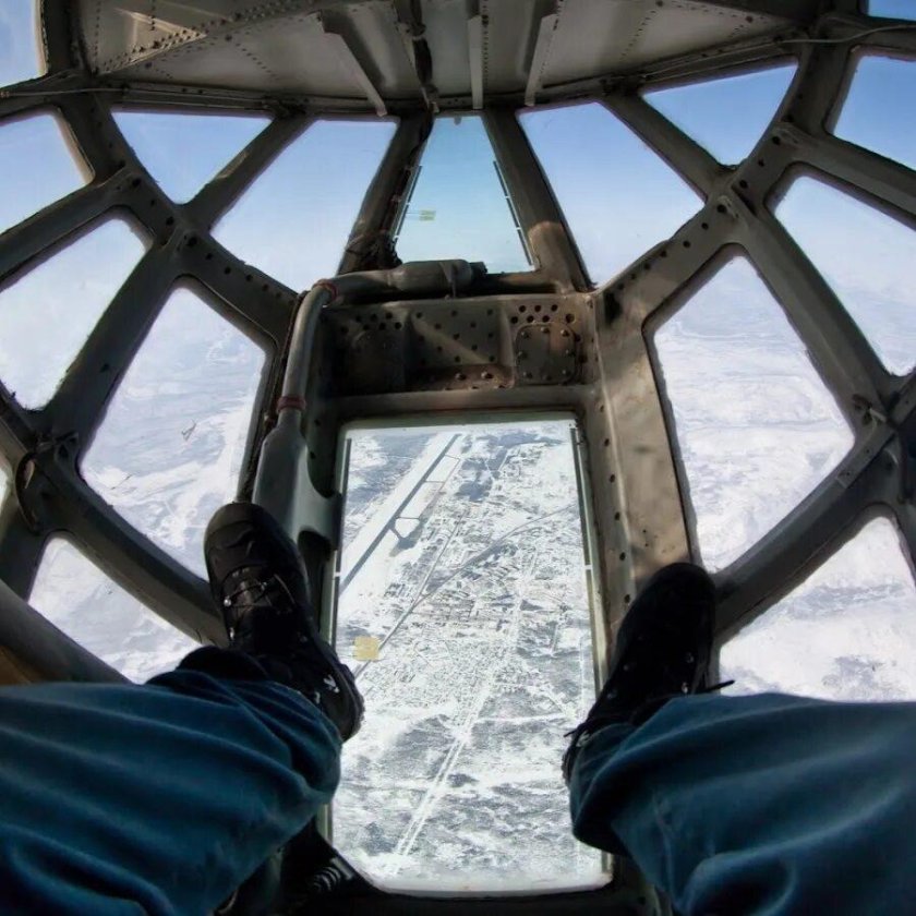 Ил-76 кабина штурмана