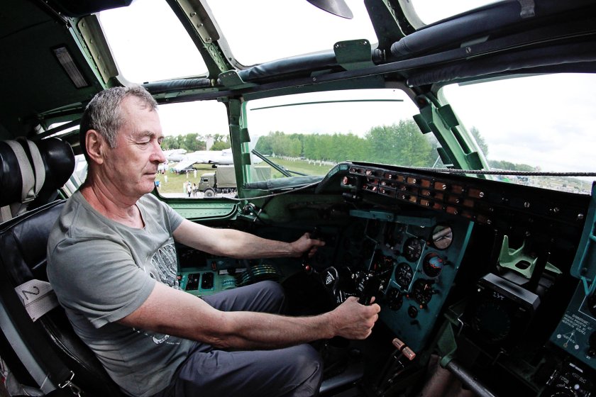 Ту-95мс кабина