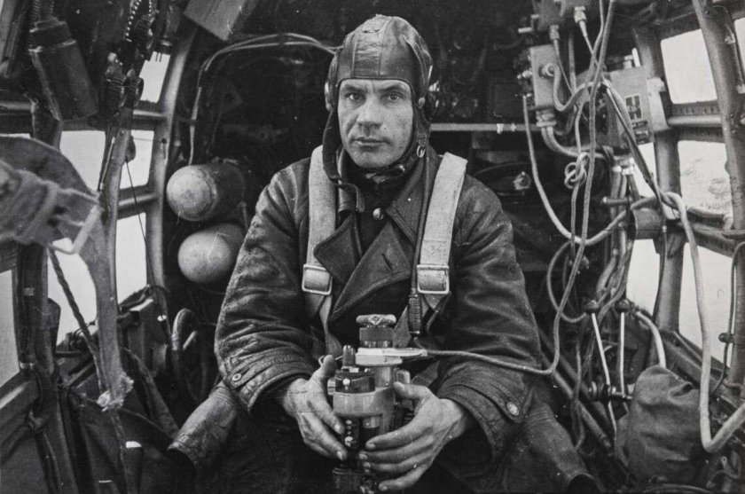 Евгений Халдей фотокорреспондент