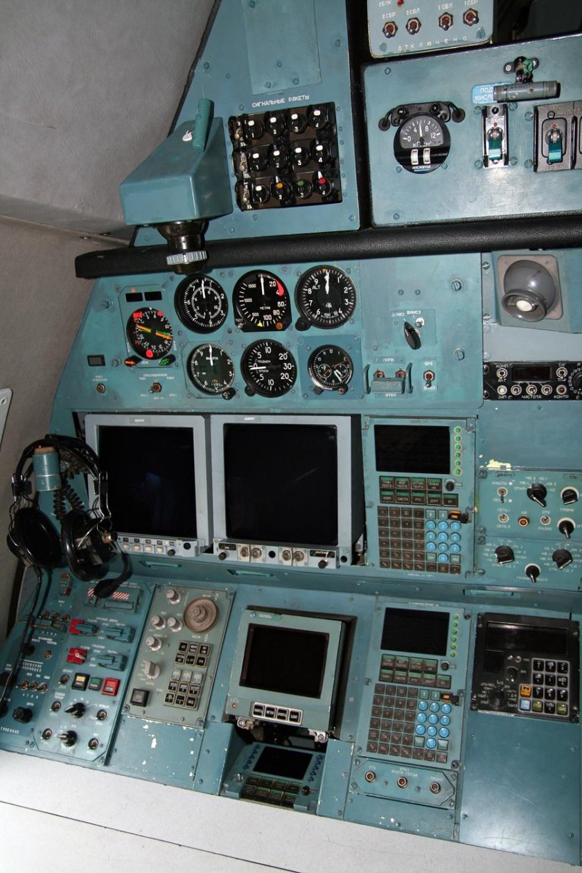 Кабина АН 70