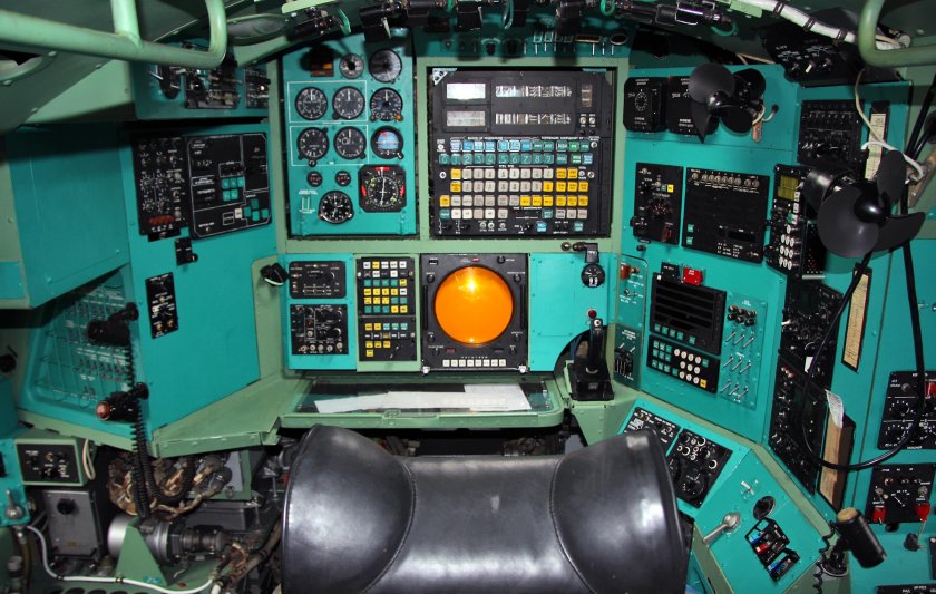 Ту-95мс кабина