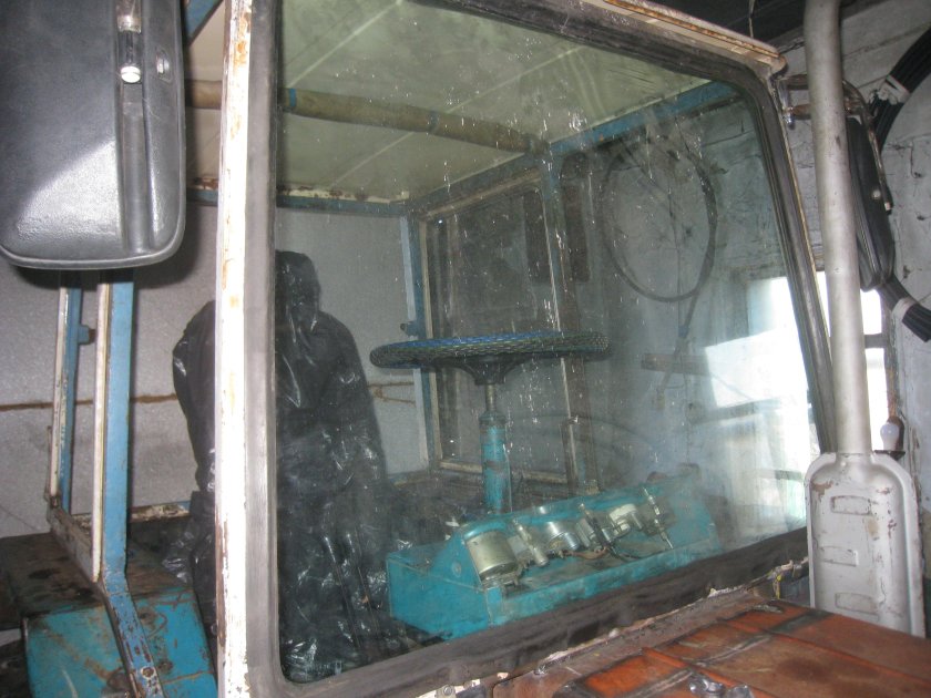 Малые кабины МТЗ 80 И малые кабины ЮМЗ 60