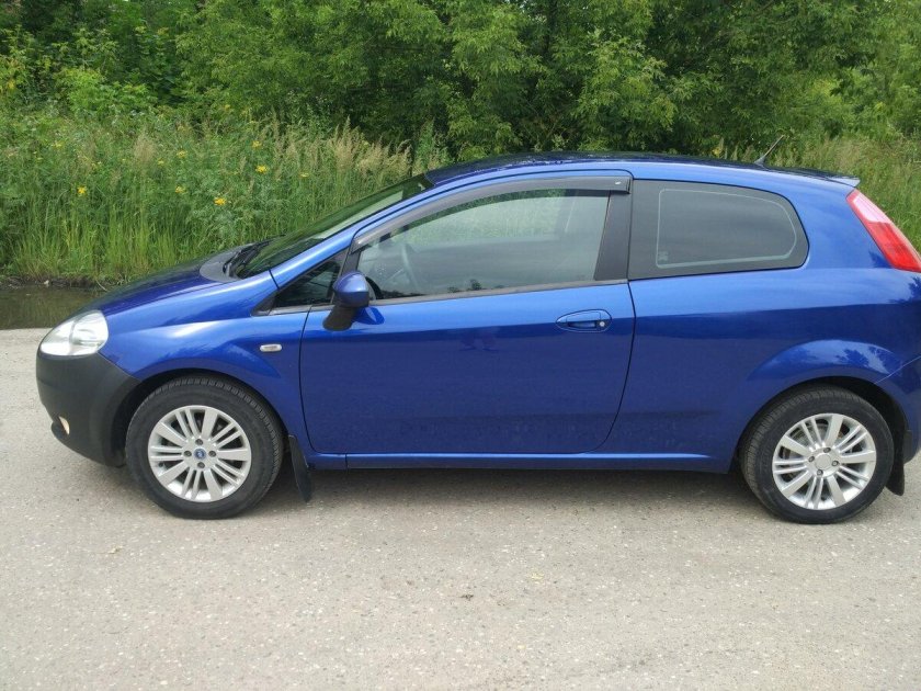Фиат Пунто синий