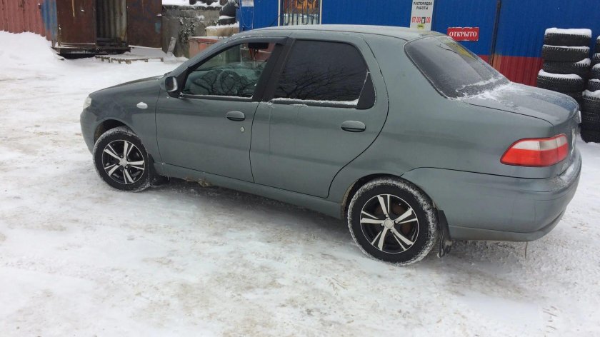 Фиат Альбеа серый Хроно