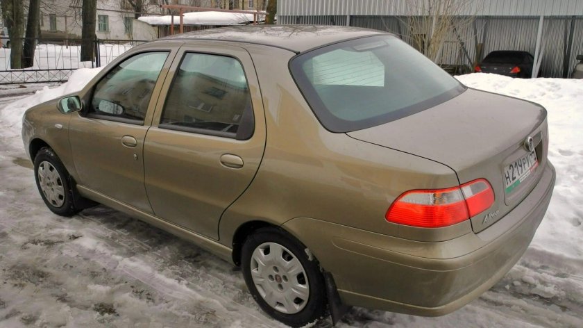 Фиат Альбеа песочный