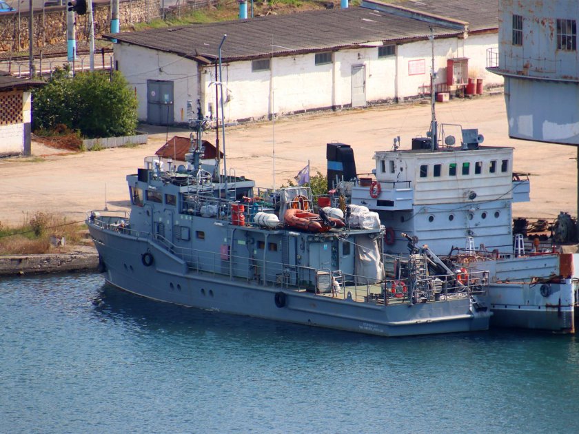 Рейдовый водолазный катер РВК-1447