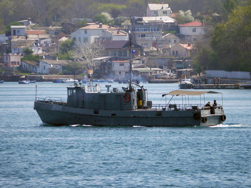 Водолазный катер проекта 1415