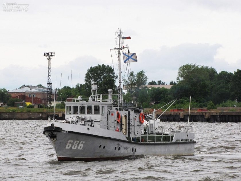 Рейдовый водолазный катер проекта 1415