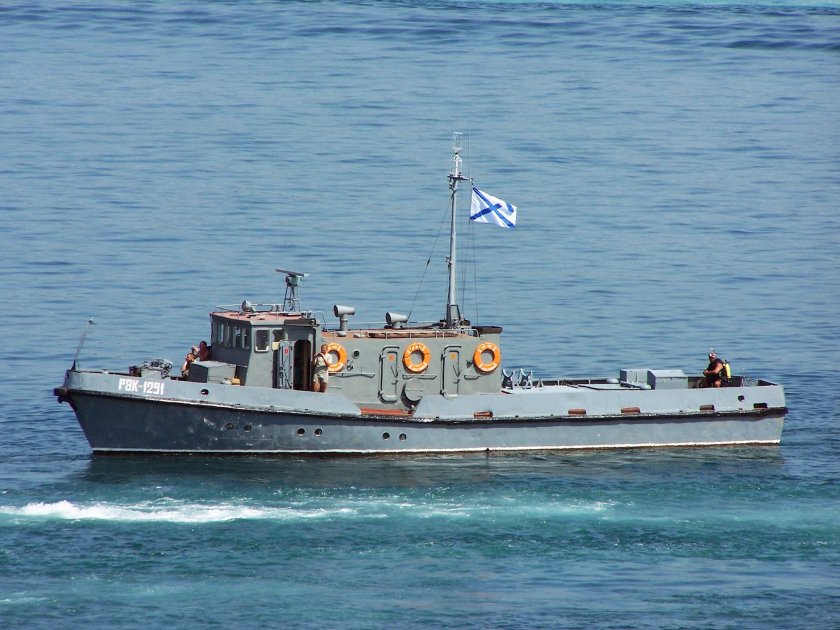 Рейдовый водолазный катер РВК-1447