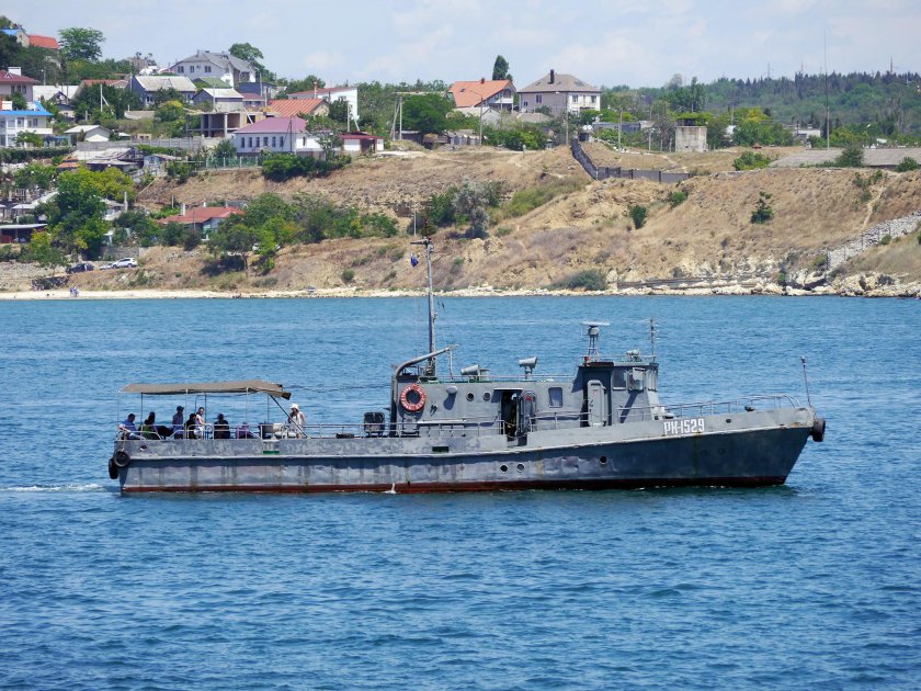 Рейдовый катер проекта 1415