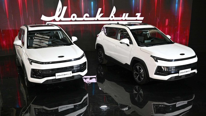 Москвич кроссовер 2022г