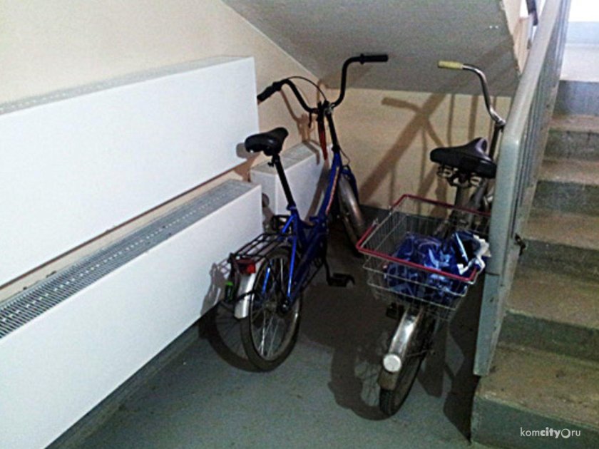 Хранение велосипеда в подъезде