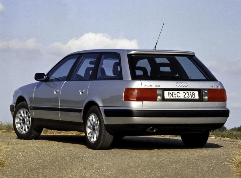 Audi 100 c4 quattro универсал