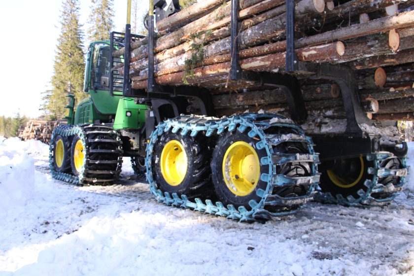 Форвардер гусеничный МТБ-18