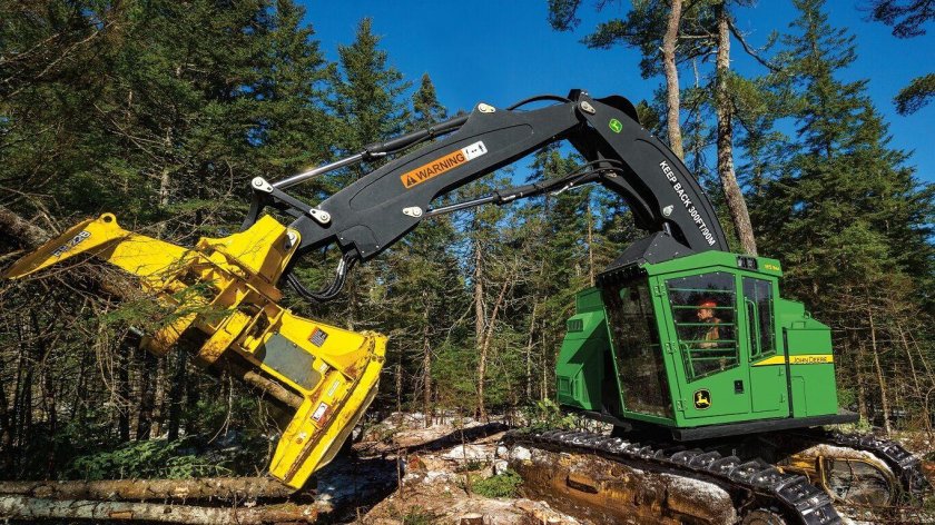 Валочно-пакетирующая машина John Deere