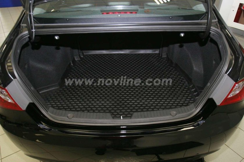 Hyundai Sonata багажник