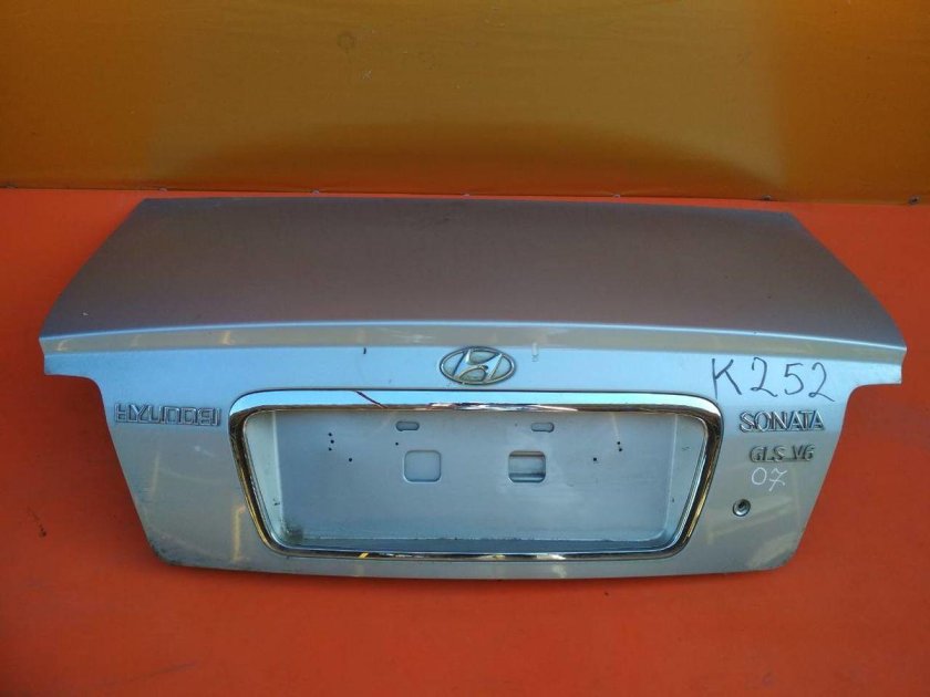 Крышка багажника Хендай Соната