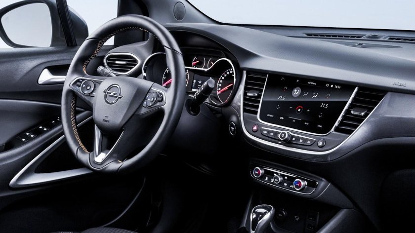 Opel Crossland 2021 салон