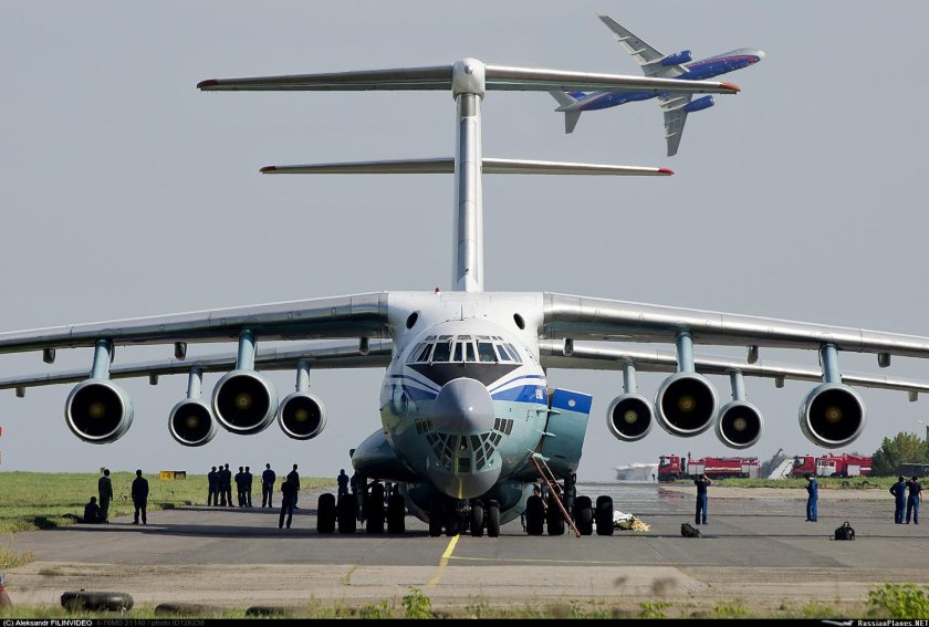 Самолет ил 76 МД