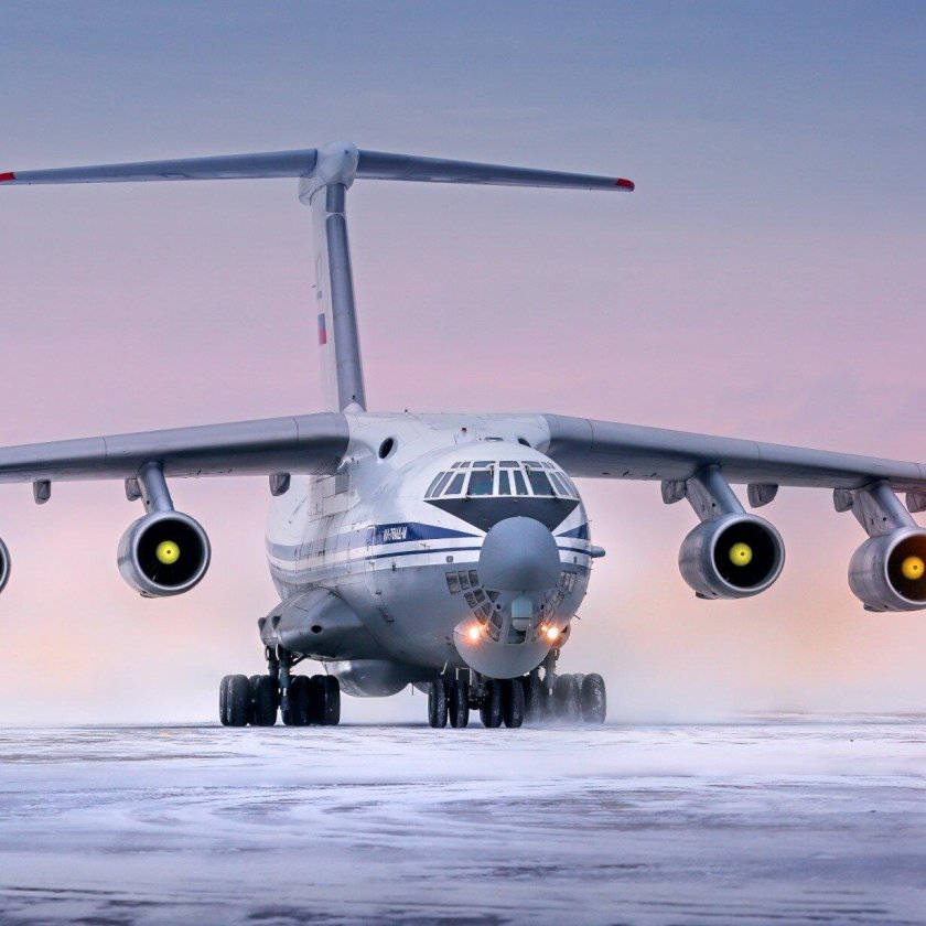 Самолет ил 76
