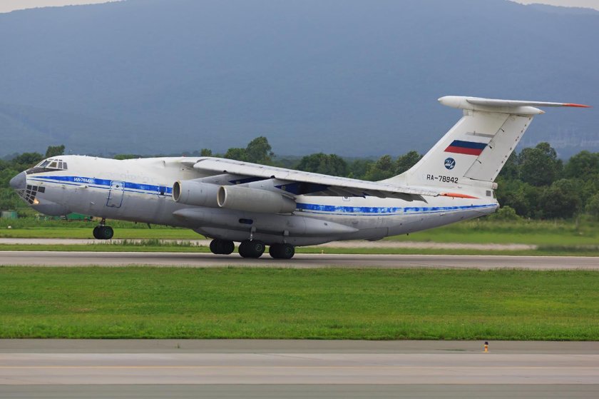 Ил-76 военно-транспортный самолёт
