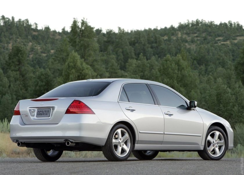 Honda Accord 7 2005