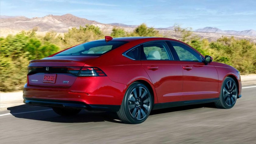 Хонда аккорд 2023
