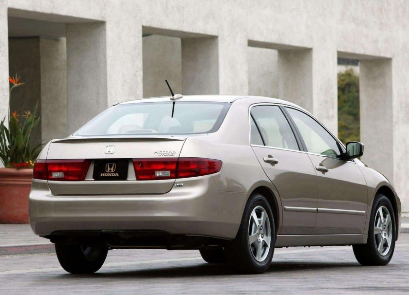 Honda Accord 7 поколение