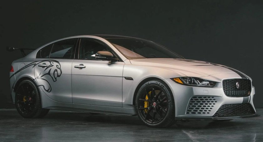 Ягуар Проджект 8