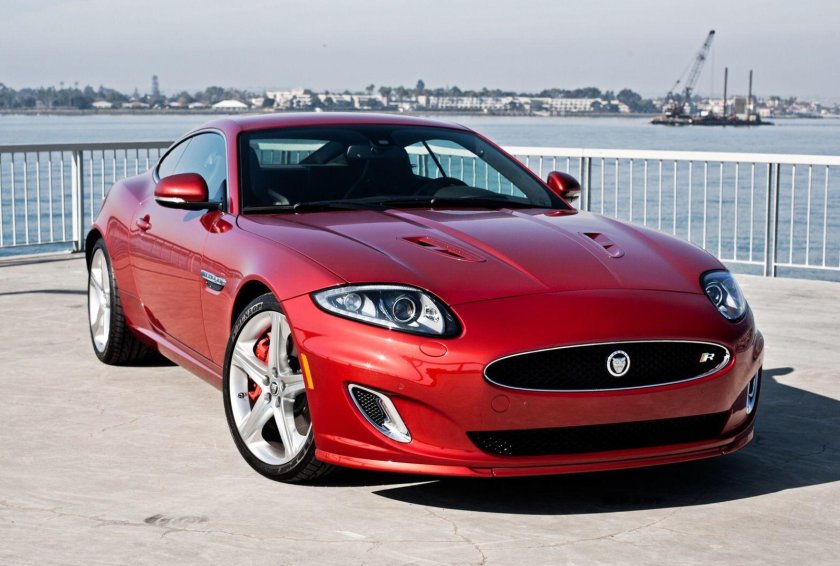 Jaguar XKR Coupe